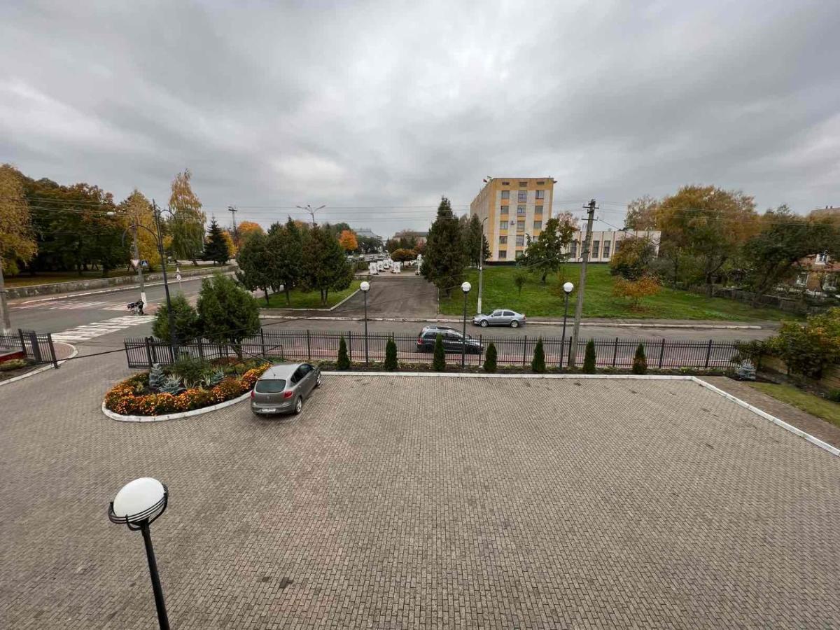 бобри плюс Hotel *